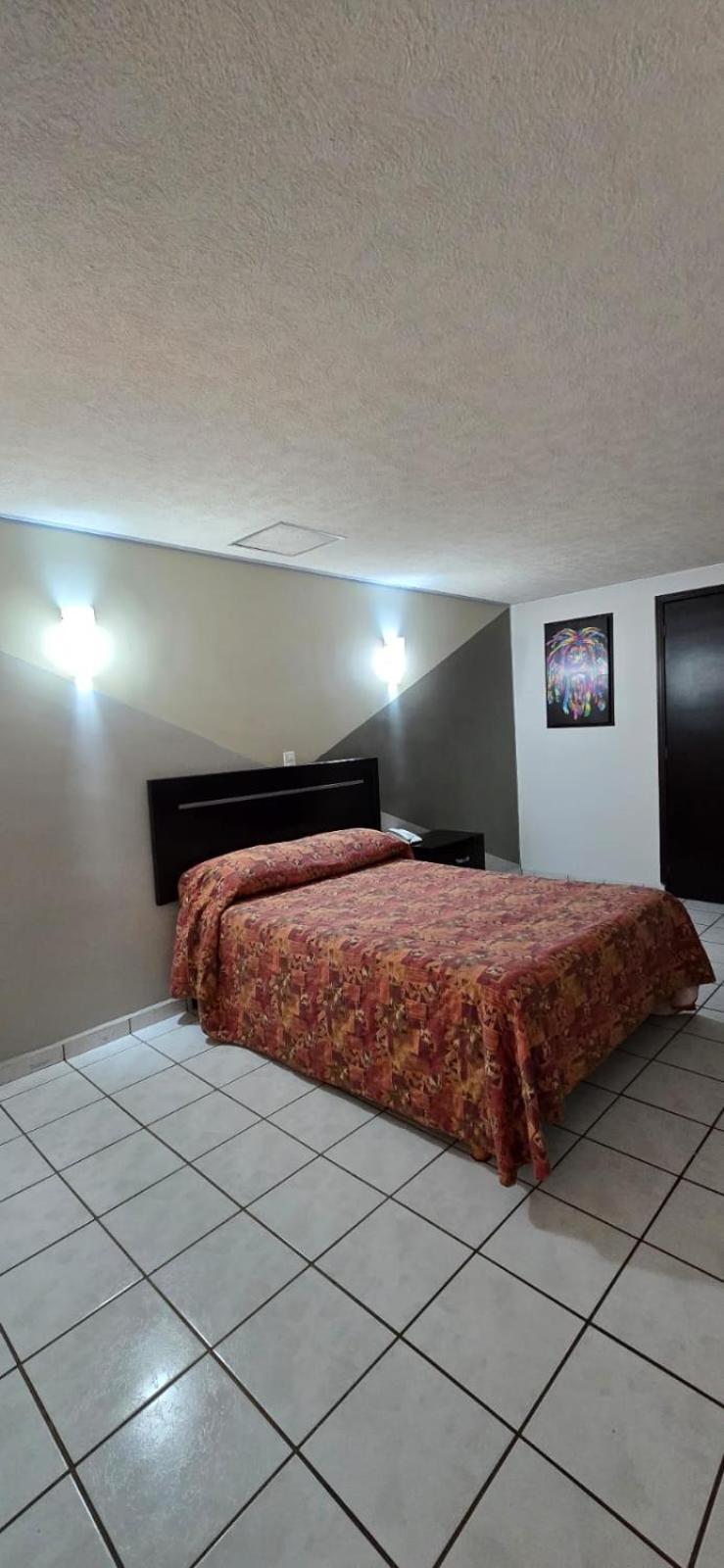 Hotel Ruiz Senores Morelia